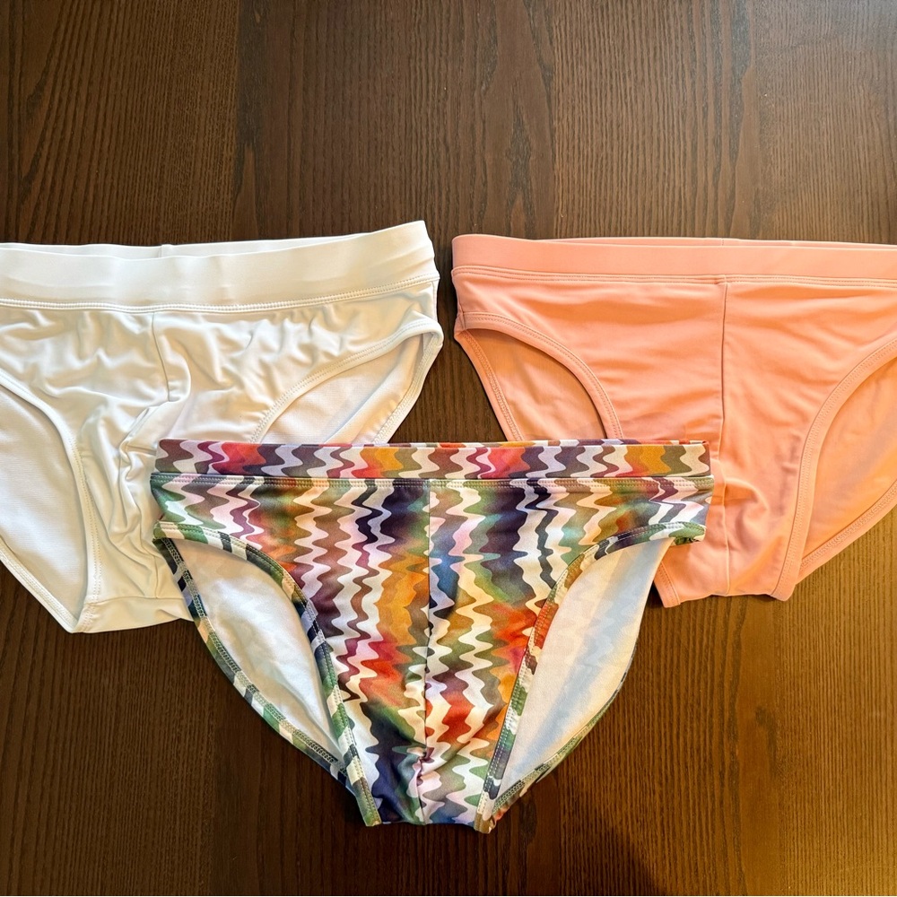 Lot of 3 Speedo style bathing suits New never worn 34” waist